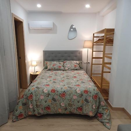 Apartmentsnoa Malaga Exterior photo