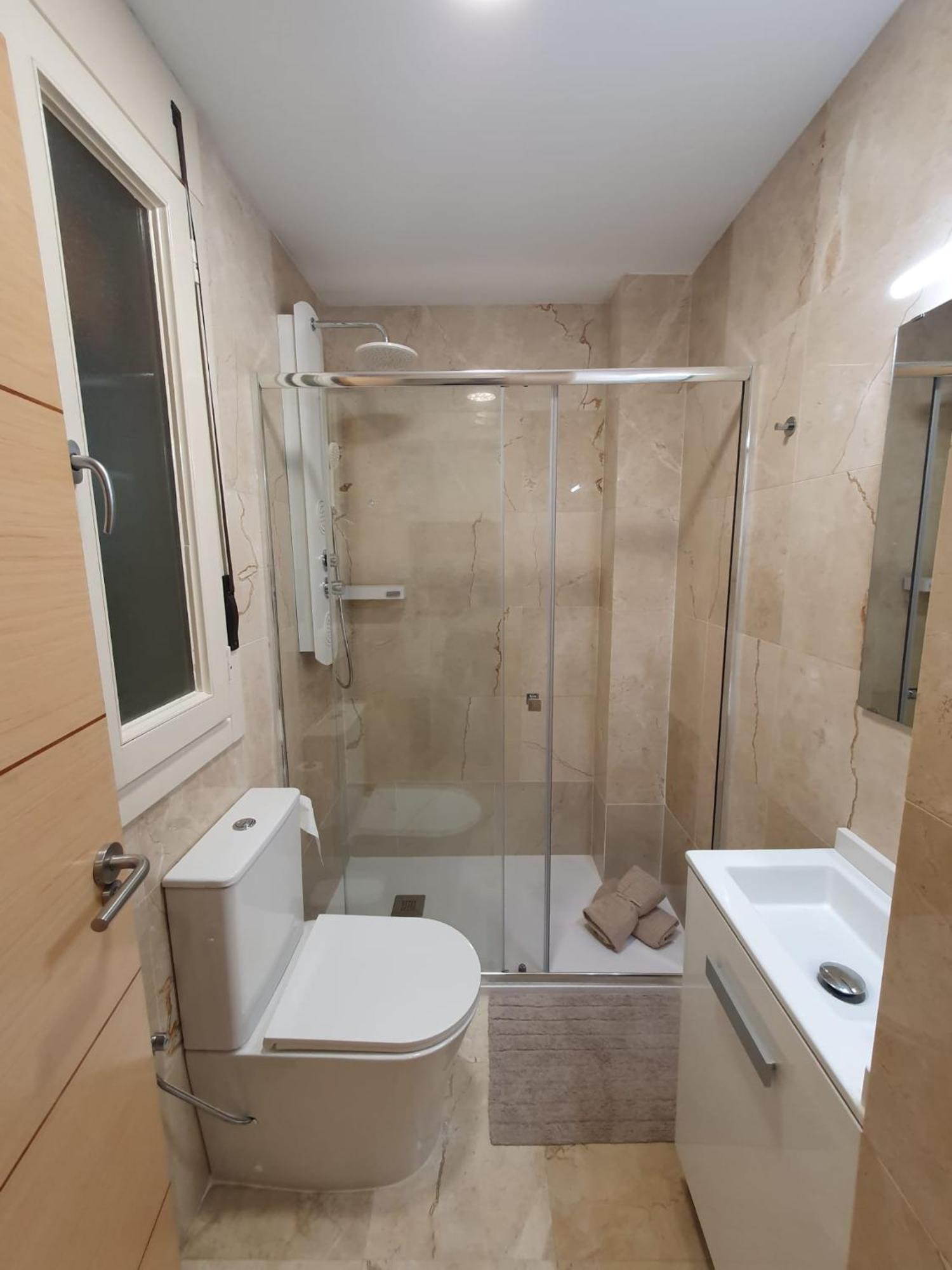 Apartmentsnoa Malaga Exterior photo